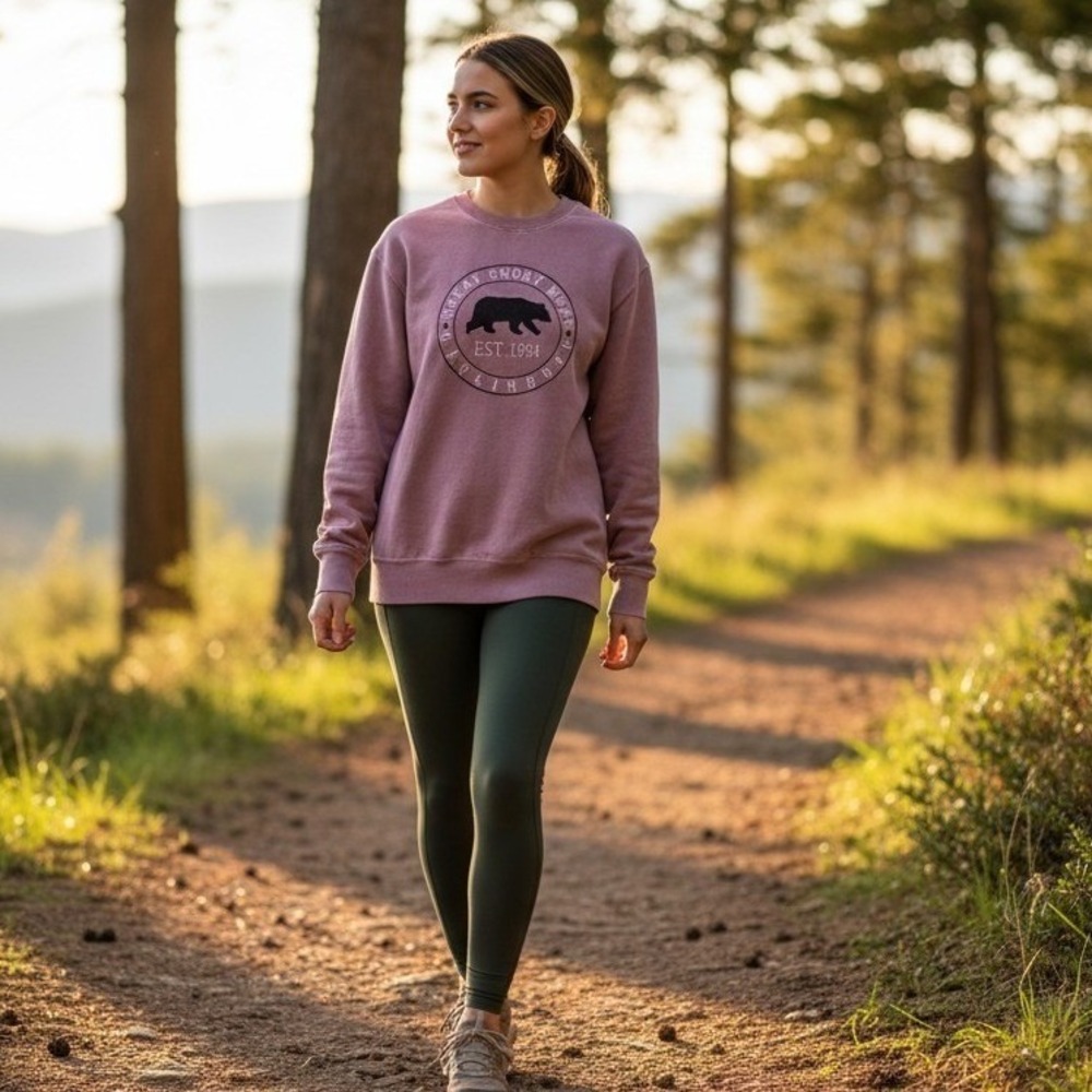 Great Smoky Mountains Gatlingburg Bear Crewneck Sweatchirt Pink Women S Valani